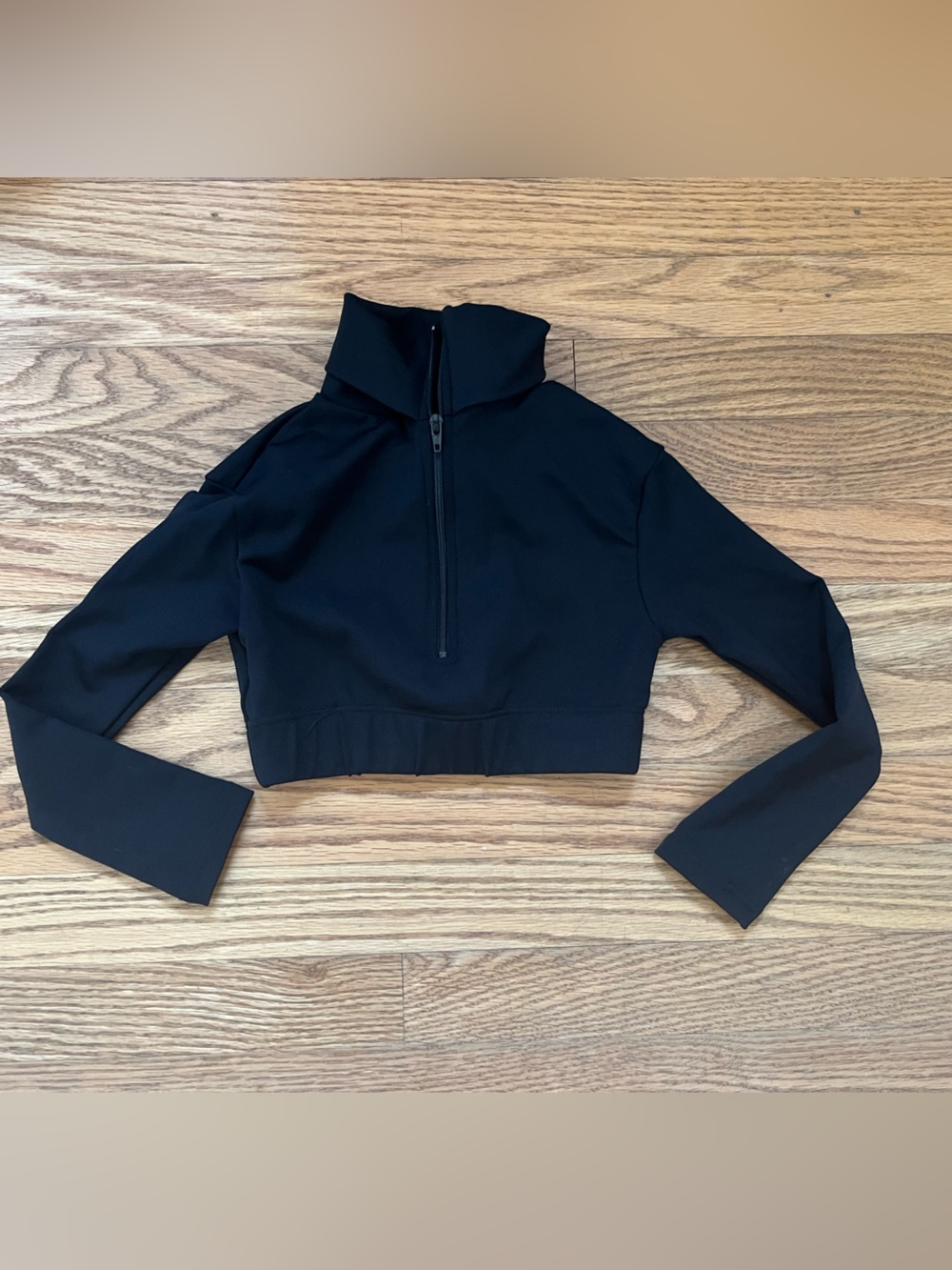 Capezio Black Cropped Half-Zip Mock Neck Top Girls Sz Small (5/6)